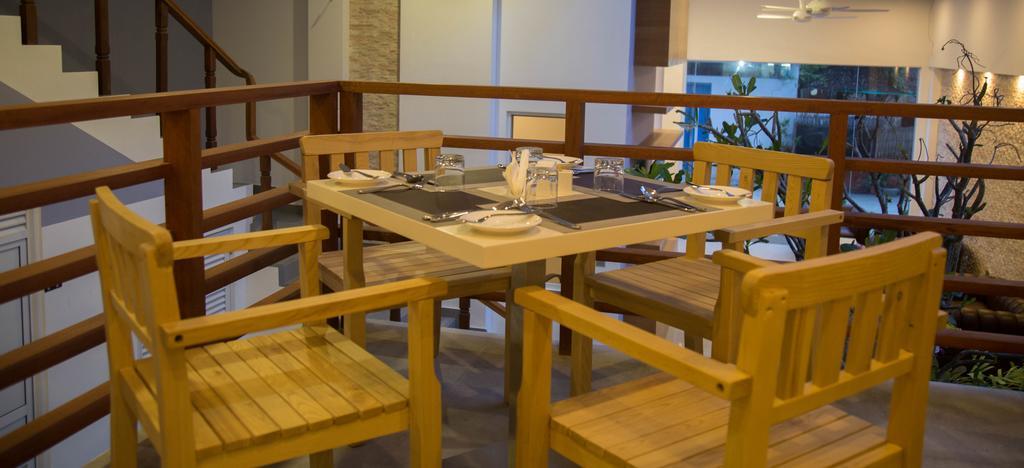 Kuredhi Beach Inn Maafushi Kültér fotó