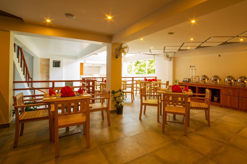 Kuredhi Beach Inn Maafushi Kültér fotó
