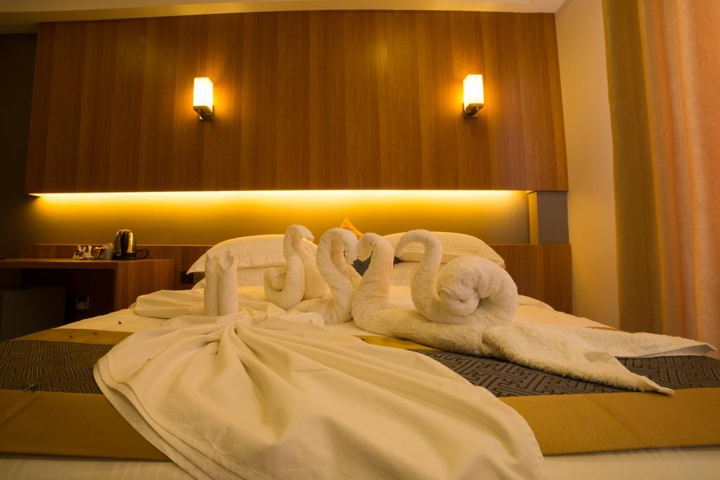 Kuredhi Beach Inn Maafushi Kültér fotó