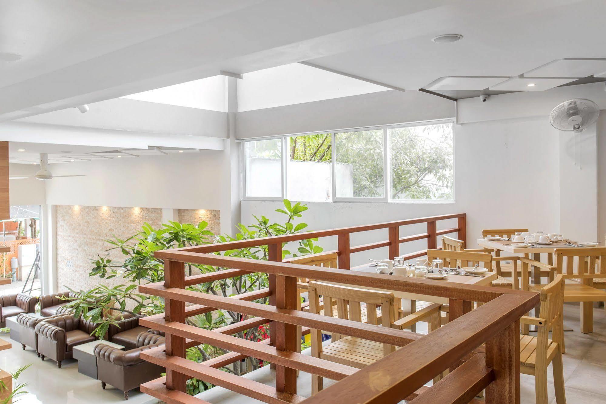 Kuredhi Beach Inn Maafushi Kültér fotó