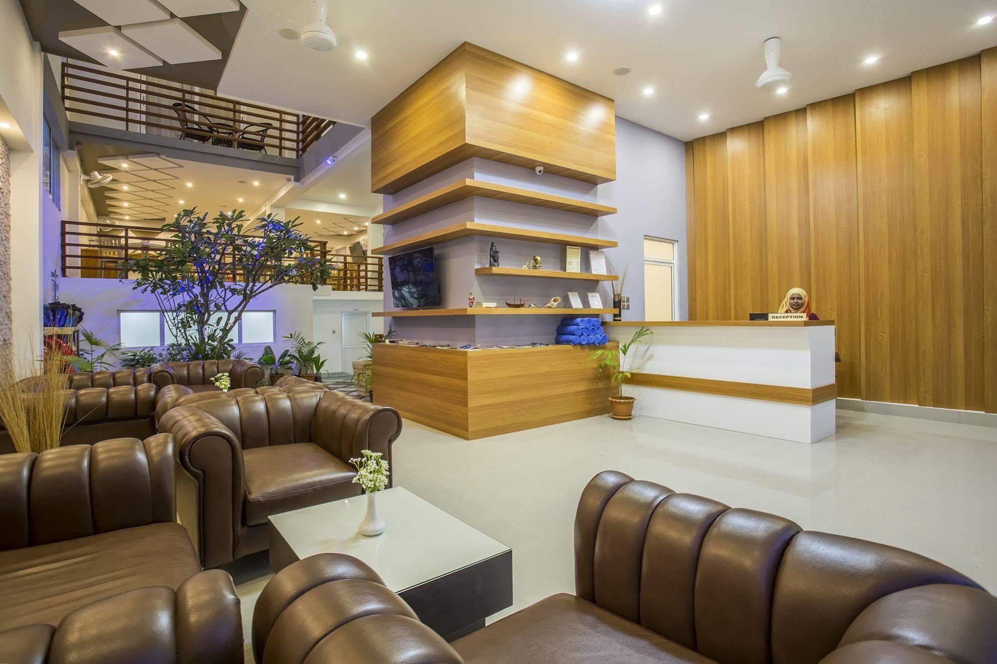 Kuredhi Beach Inn Maafushi Kültér fotó