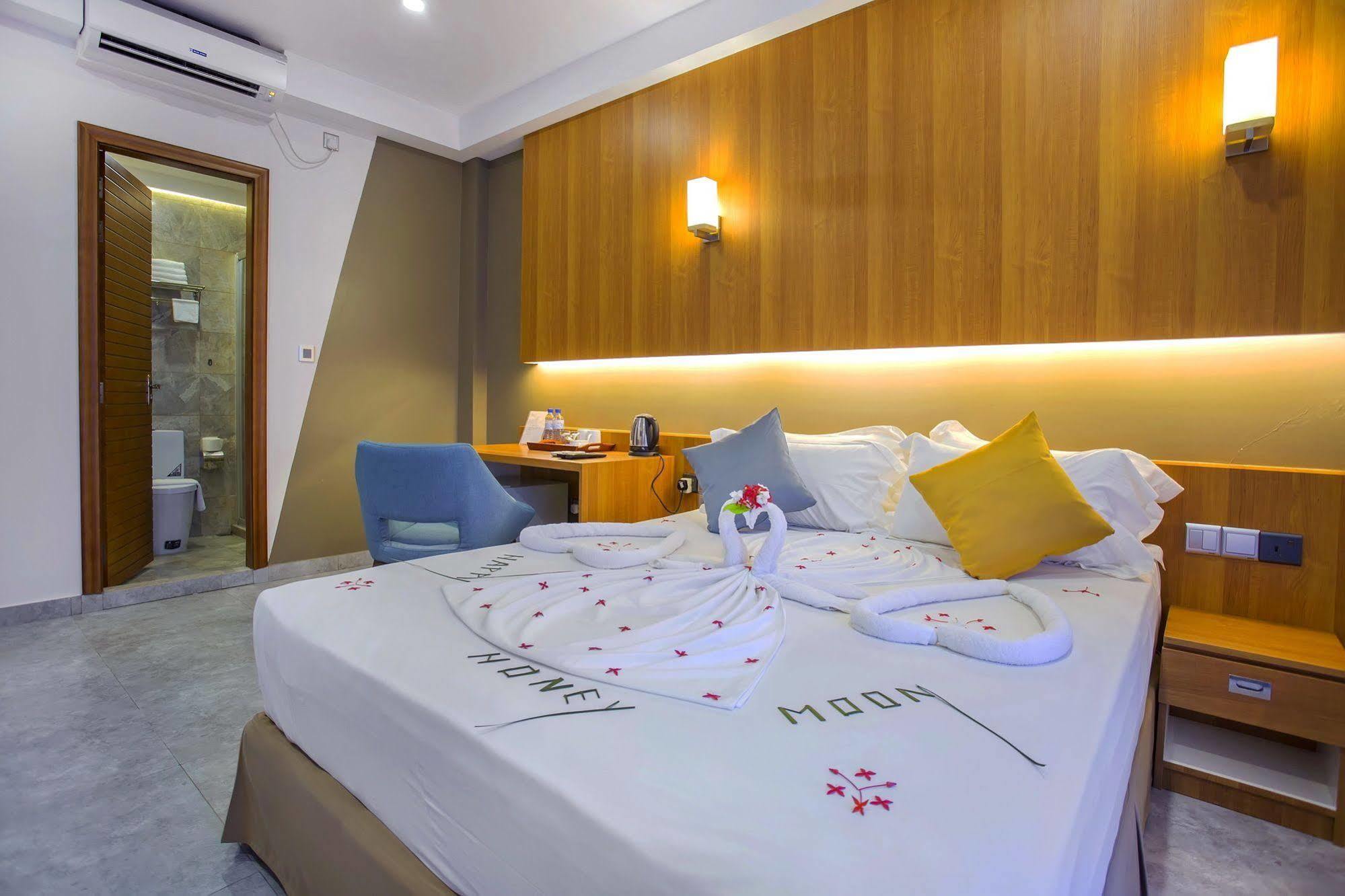 Kuredhi Beach Inn Maafushi Kültér fotó