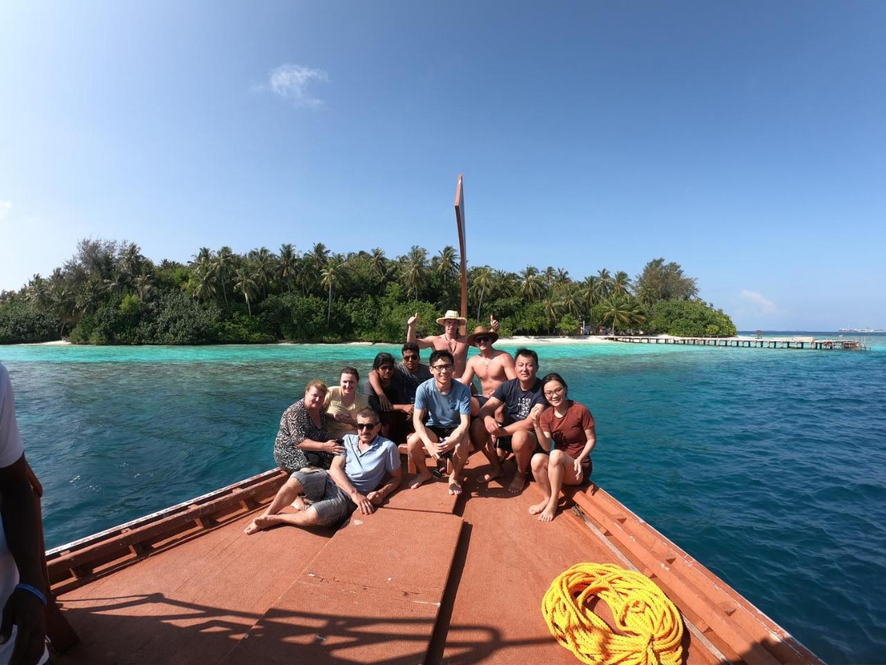 Kuredhi Beach Inn Maafushi Kültér fotó